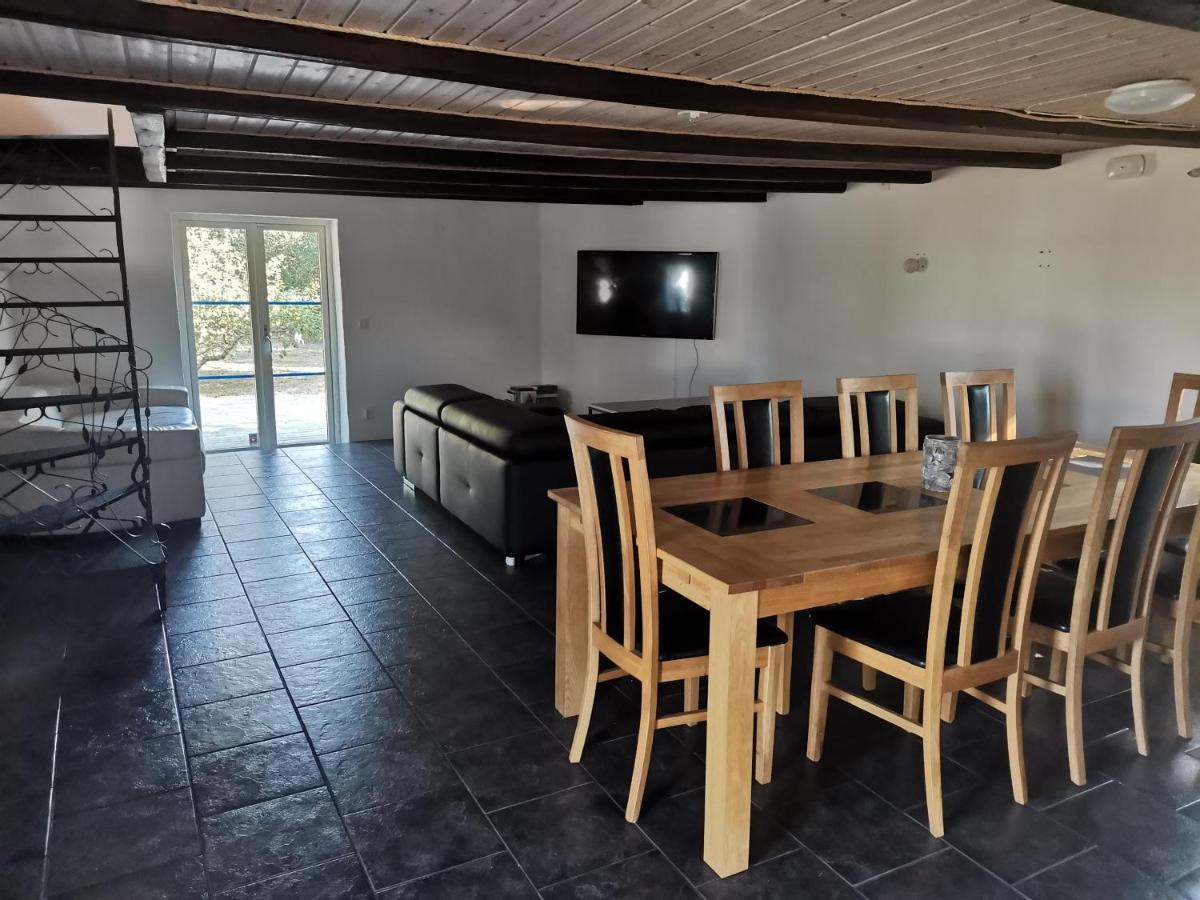 Tomelilla Lyxig Villa 3 Sovrum Екстериор снимка